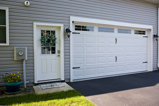 24/7 Emergency Garage Door Panel Replacement experts in Sheridan, AR